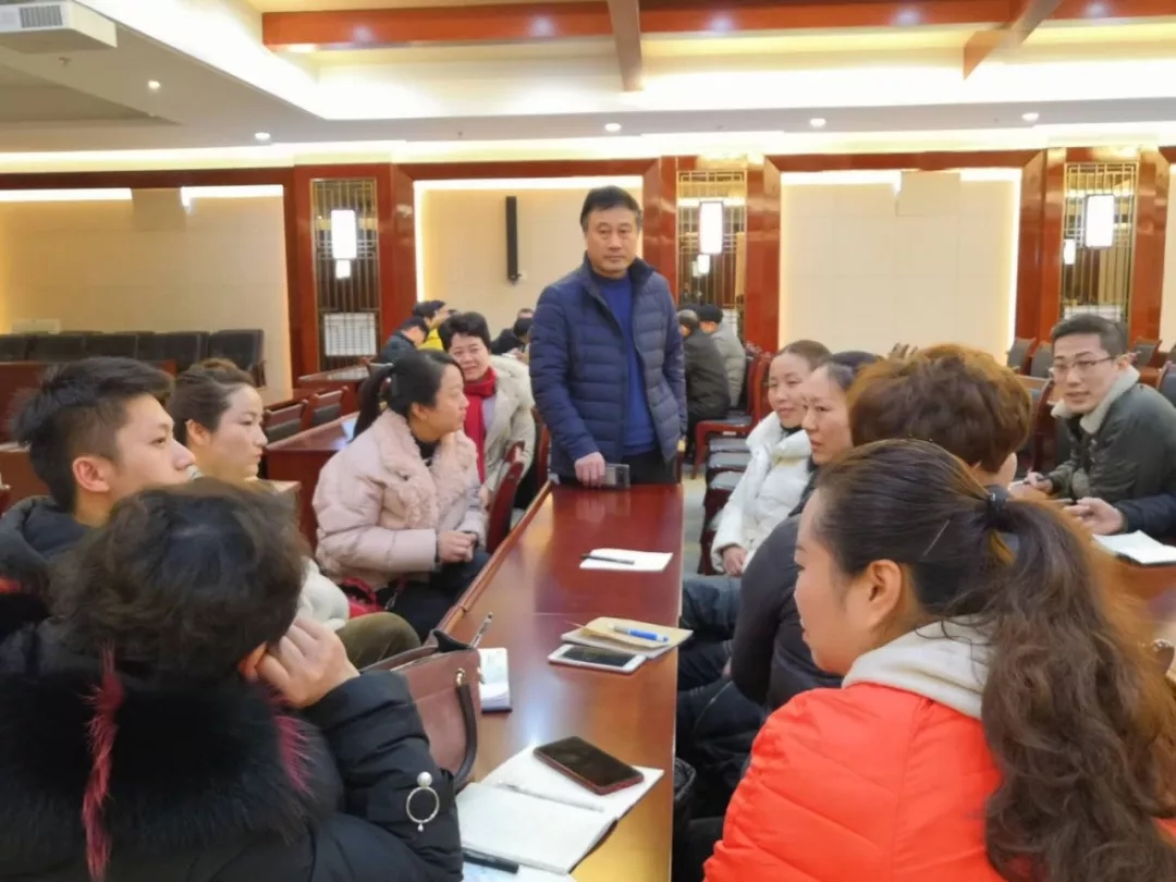 1598862590251090.jpg 包装会议.webp.jpg